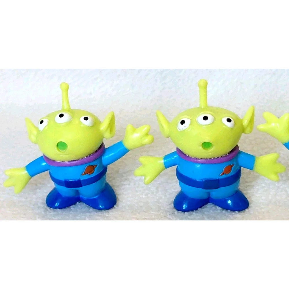 (5) Disney Pixar Toy Story Miniature Alien PVC Figures/Toys “THE CLAW